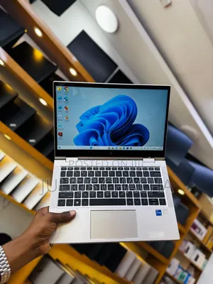 Laptop HP EliteBook 830 G8 16GB Intel Core I5 SSD 256GB