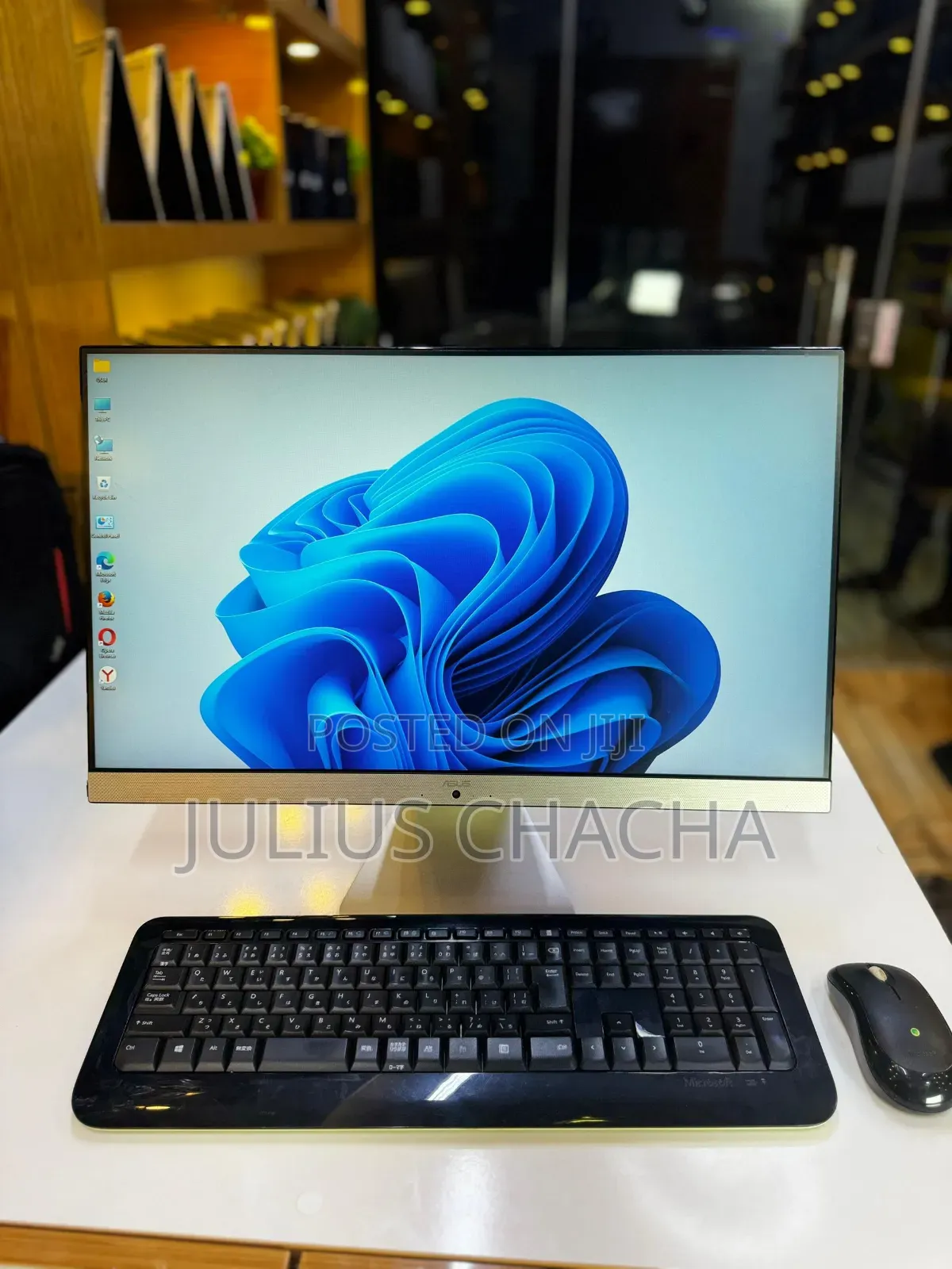 Desktop Computer Asus Vivo AiO V241IC 8GB Intel Core I5 HDD 1T