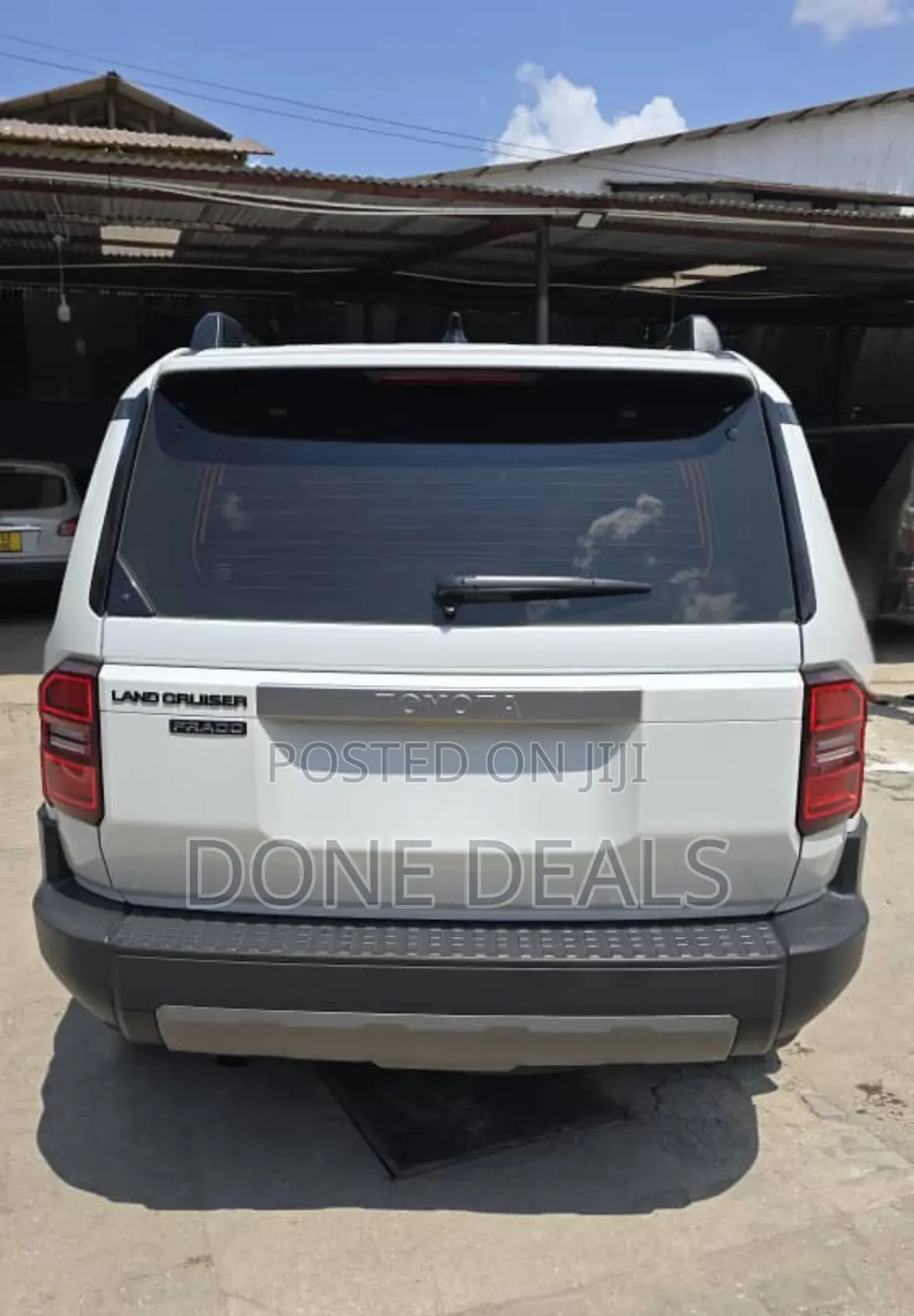 Toyota Land Cruiser Prado 2024 White