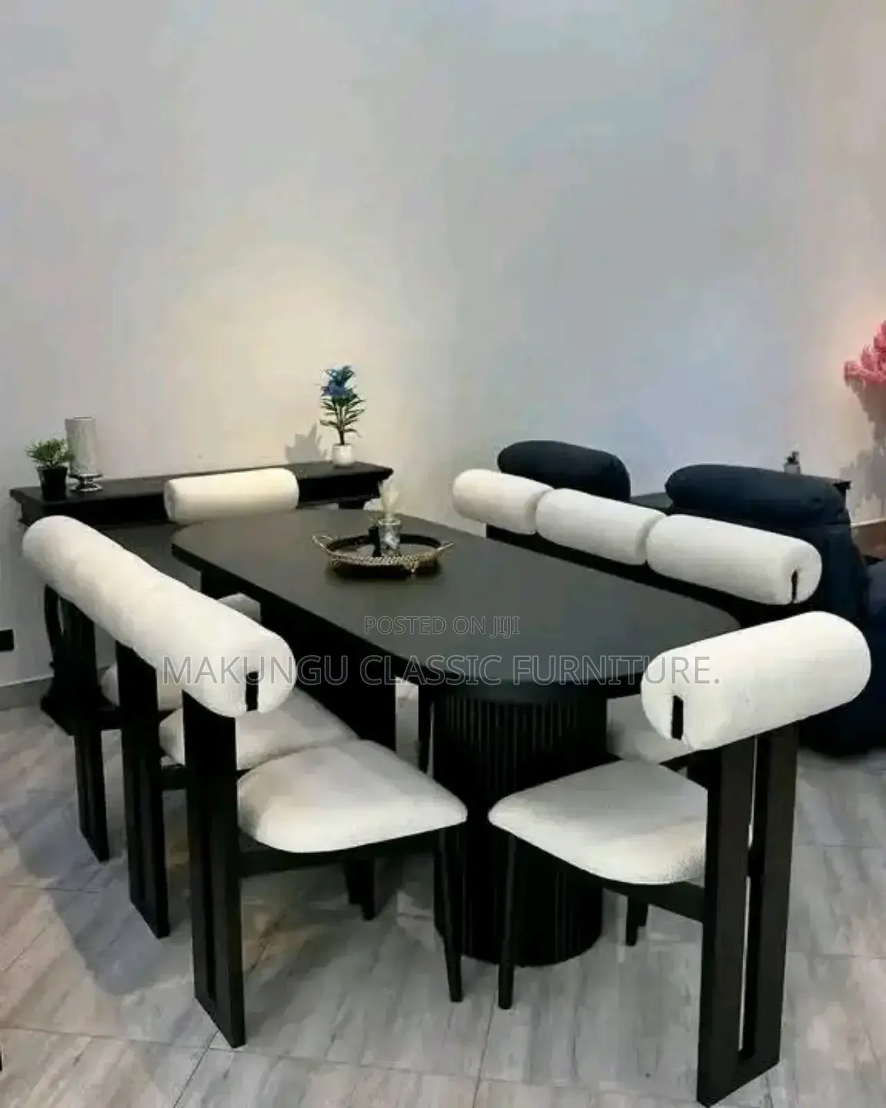 Dinning Table Yenye Viti 8