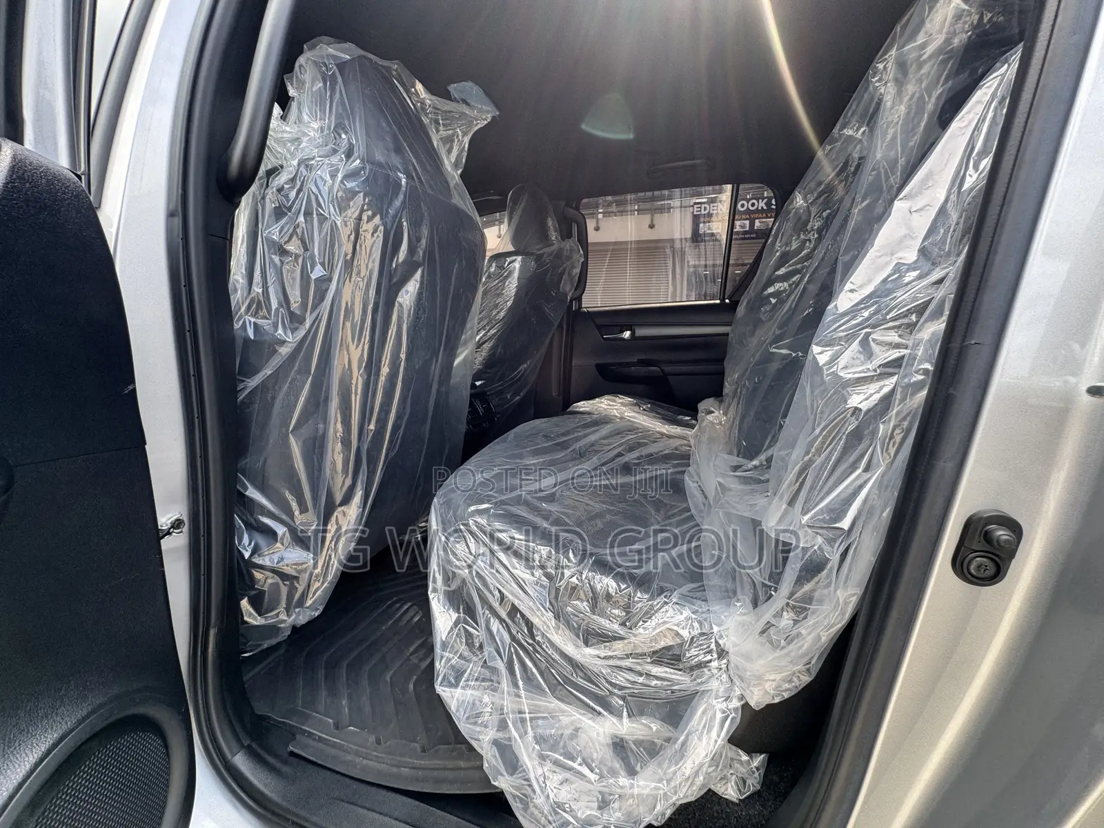 Toyota Hilux Revo Double Cab Deisel 2.8 AWD 2022 Silver
