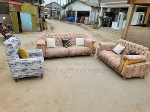 Sofa Set Used Clean Imetumika Mienzi Miwili Zipo Vizuri