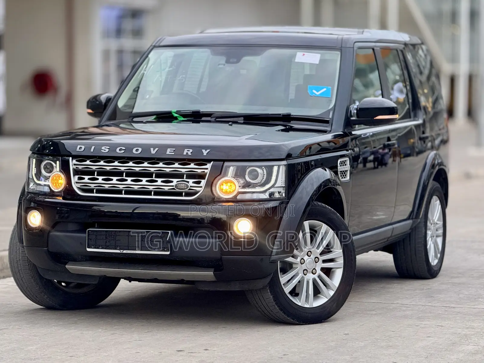 Land Rover Discovery 2016 Black