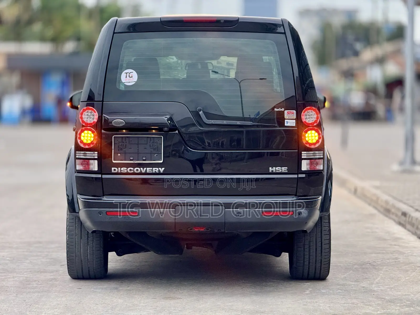 Land Rover Discovery 2016 Black