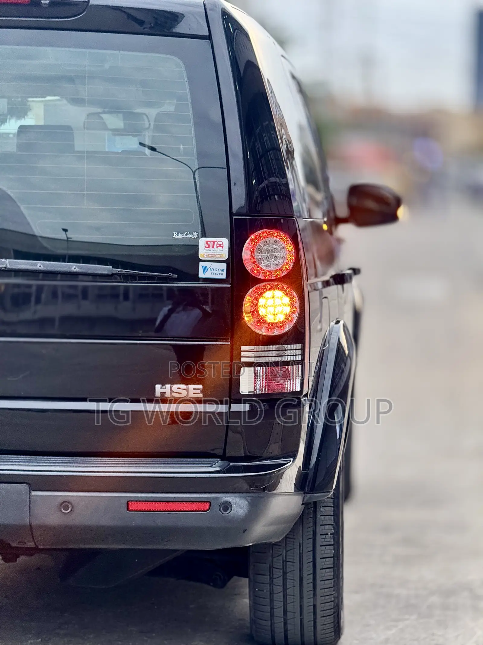 Land Rover Discovery 2016 Black