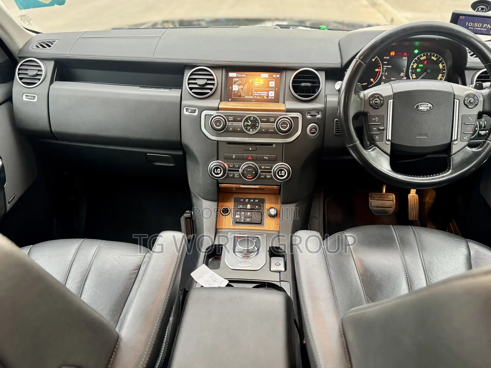 Land Rover Discovery 2016 Black