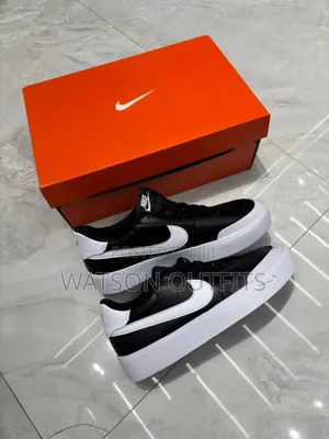 Nike Sb Shoe Sneakers Original and Official
