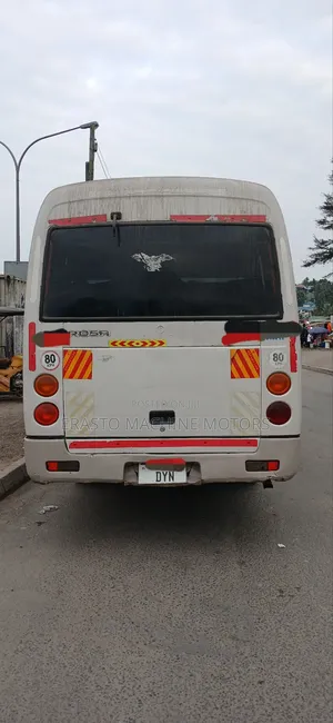 Mitsubishi Fuso Rosa 2000 Brown