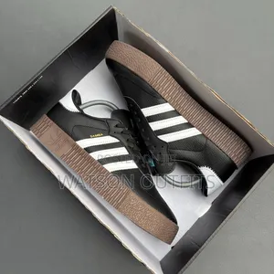 Raba Smart or Sneakers Official Za Ngozi Pure