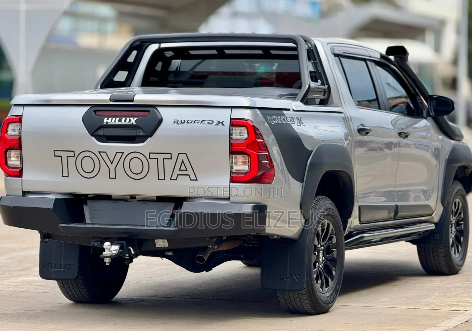 Toyota Hilux 2022 Gray