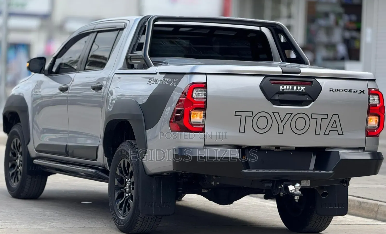 Toyota Hilux 2022 Gray