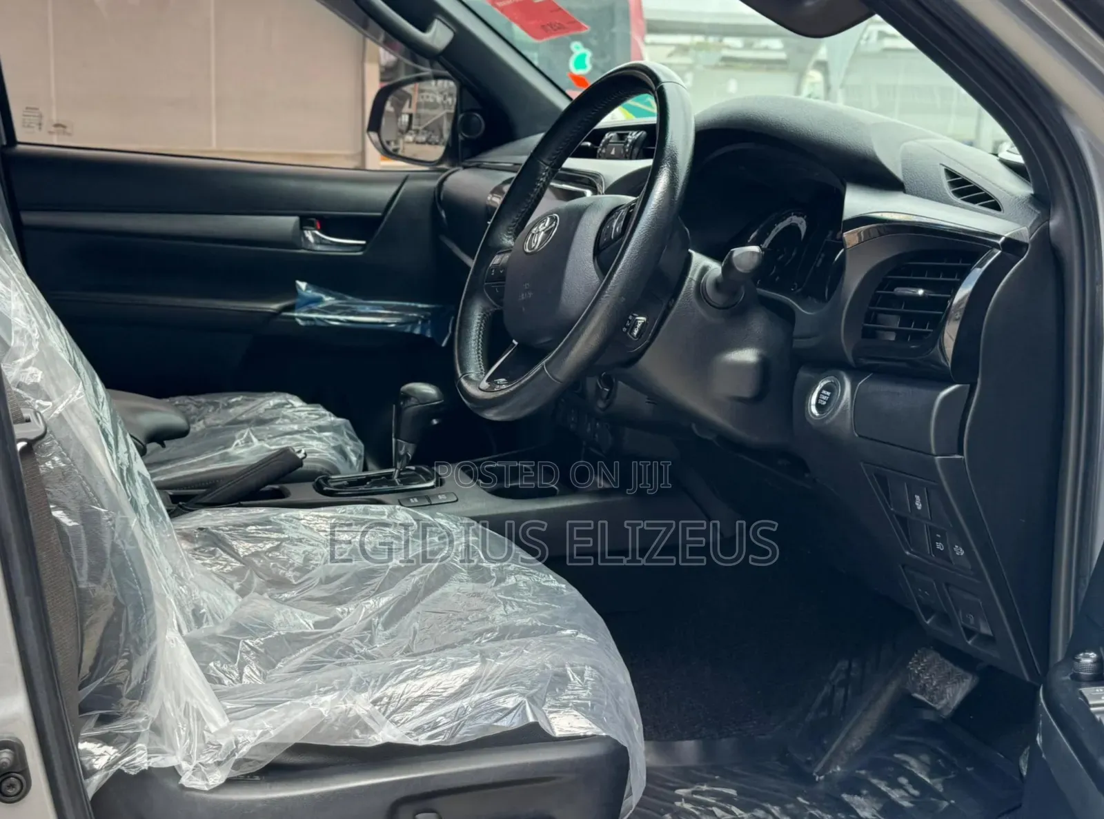 Toyota Hilux 2022 Gray