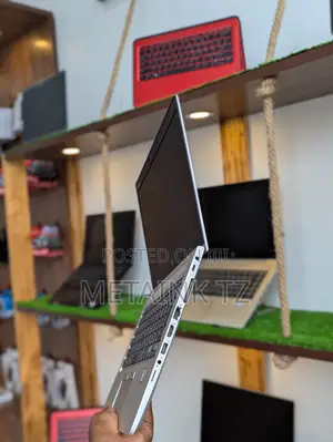 Laptop HP EliteBook 840 G3 8GB Intel Core I5 HDD 256GB
