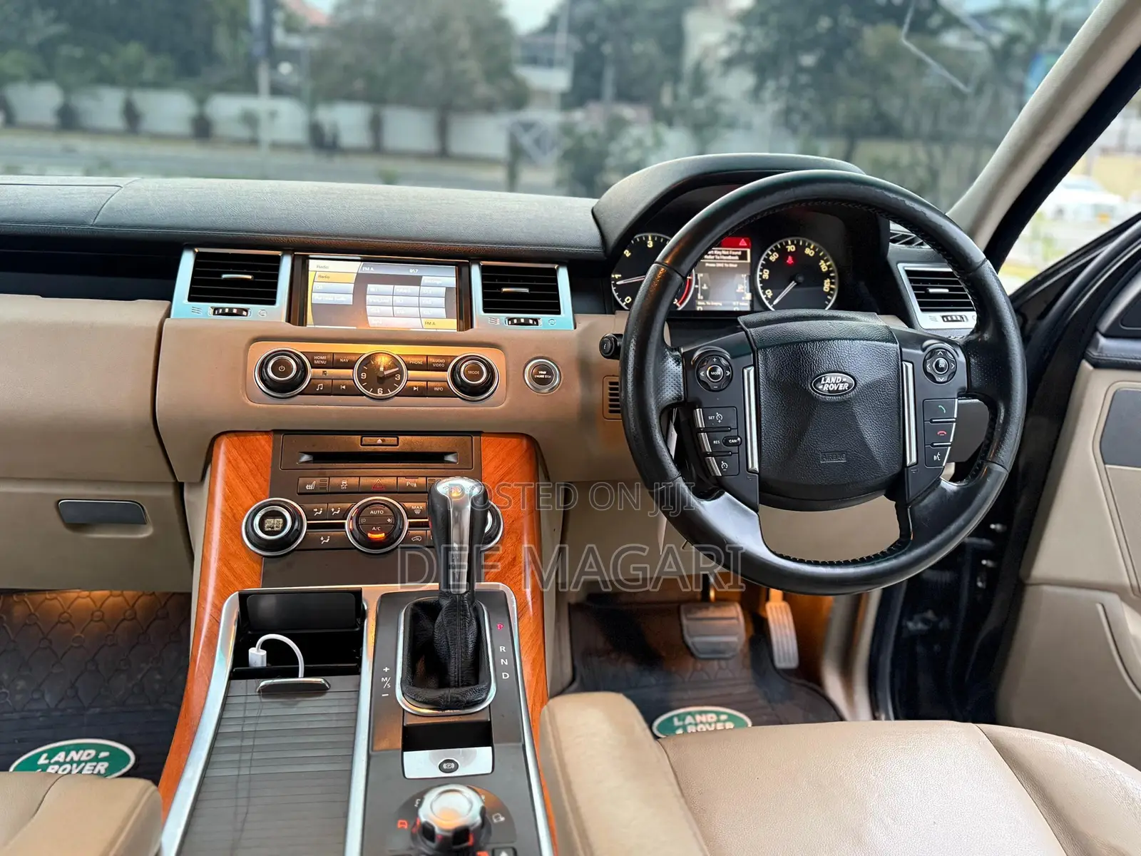 Land Rover Range Rover Sport 2011 Black