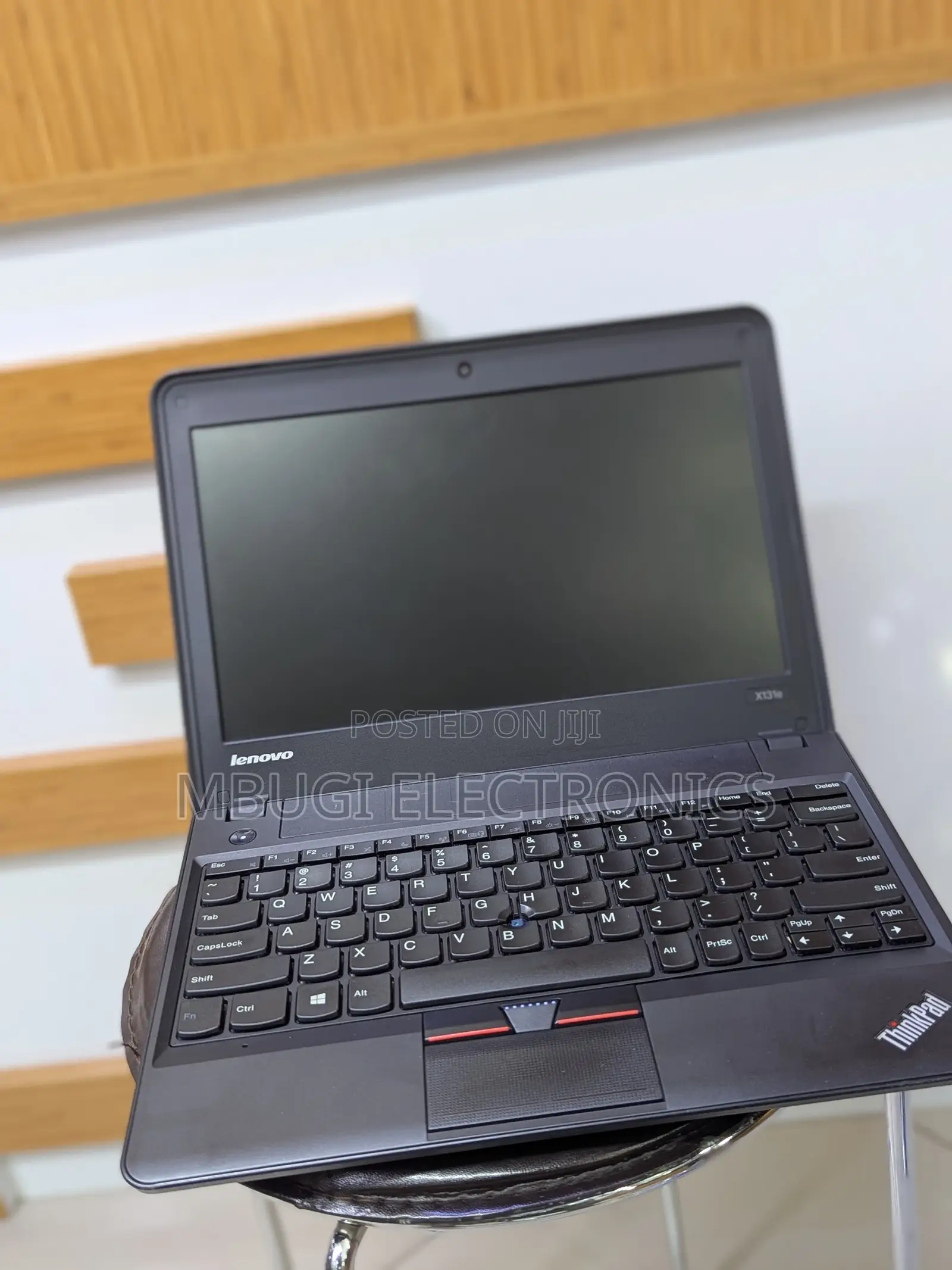 Laptop Lenovo ThinkPad X131e 8GB Intel Core I3 HDD 500GB