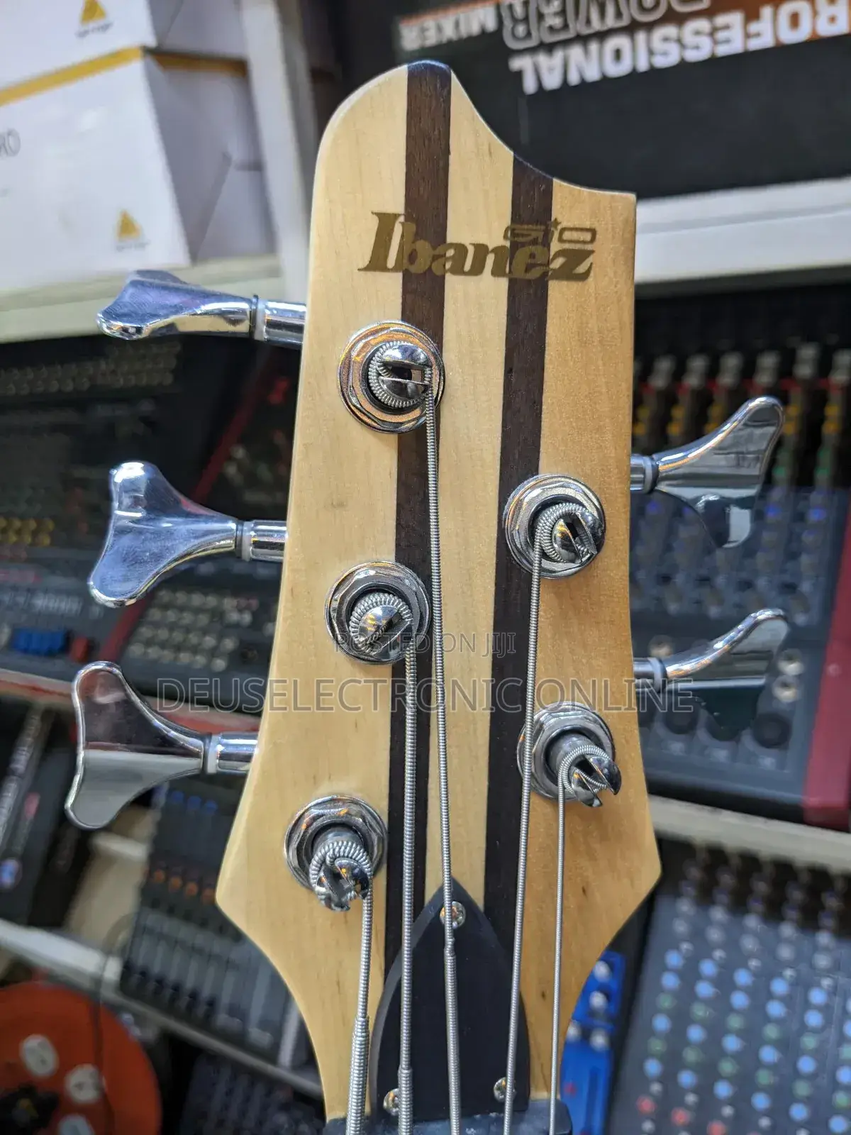 Ibanez Guitar  Bass 5y