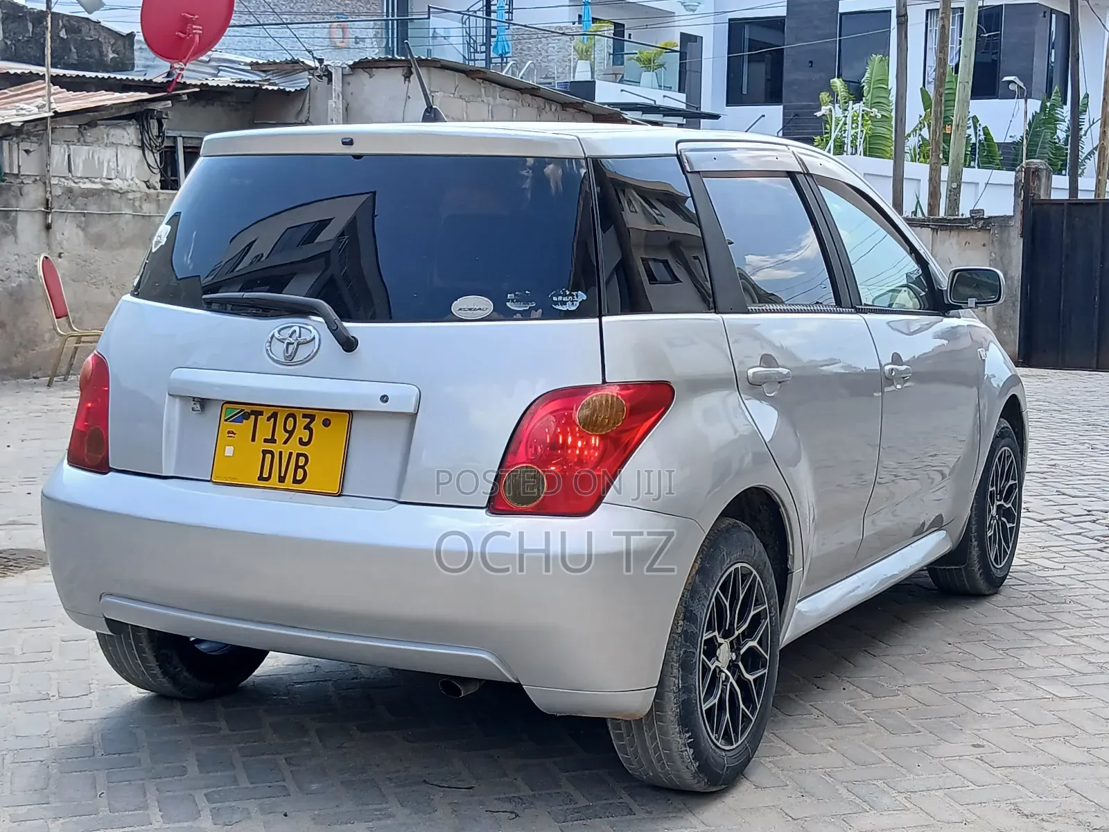 Toyota IST 2004 Silver