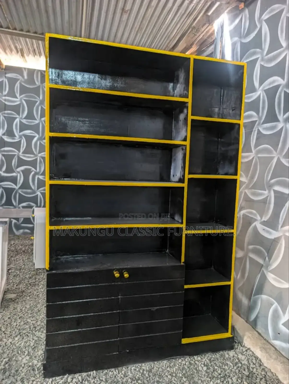 Shoesrack Yenye Partition Mbili