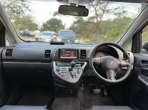 Toyota Wish 2006 White