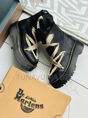 Dr Martens Ndefu Boots 