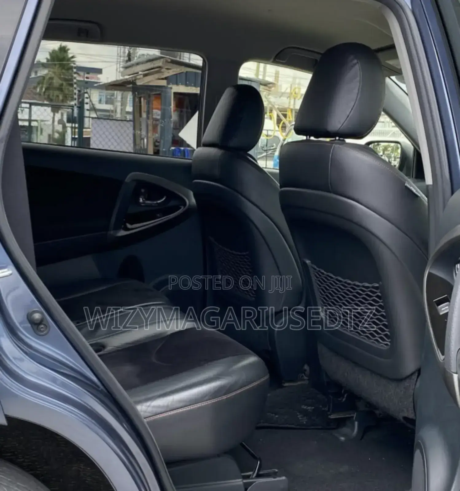 Toyota Vanguard 2013 Blue