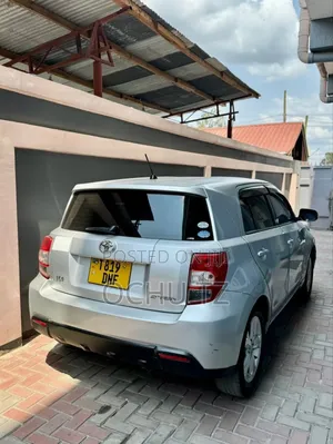Toyota IST 2008 Silver