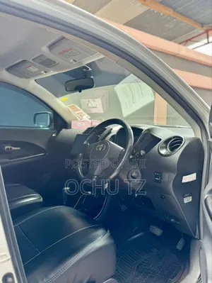 Toyota IST 2008 Silver
