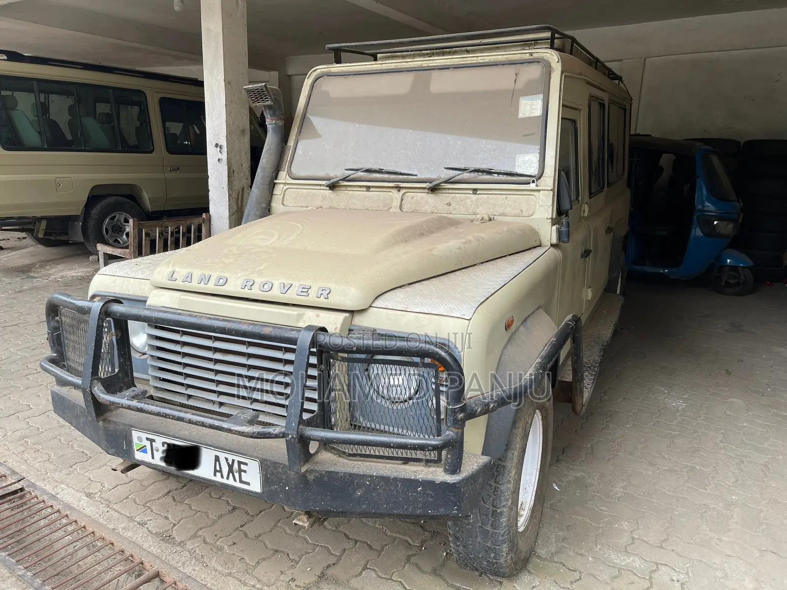 Land Rover Defender 110 2.5 TD5 2007 Beige
