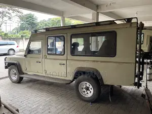 Land Rover Defender 110 2.5 TD5 2007 Beige