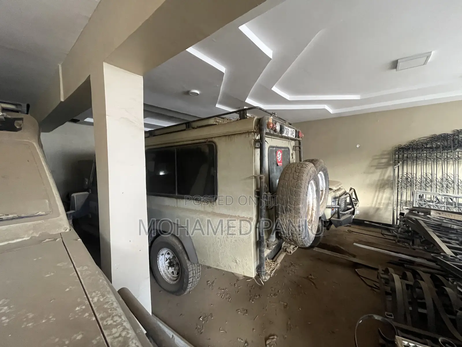 Land Rover Defender 110 2.5 TD5 2007 Beige