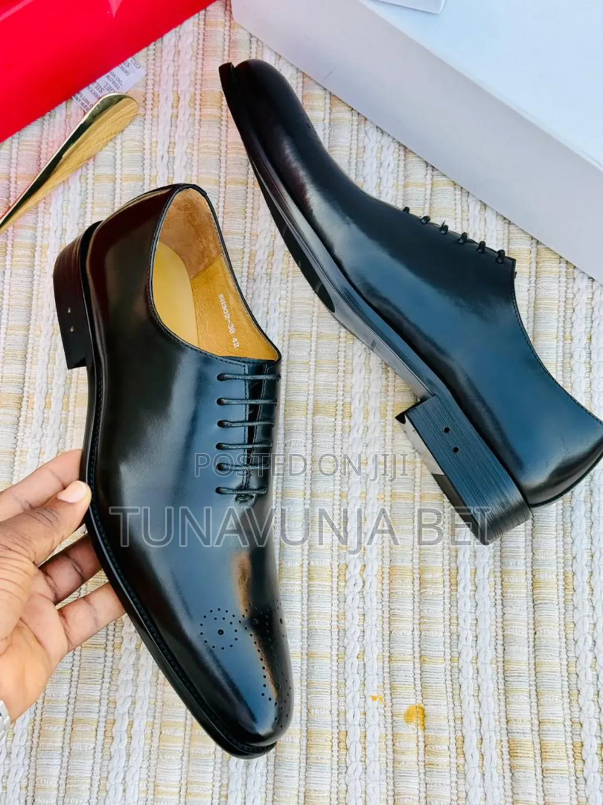 Ferregamo Shoes / Pure Leather Shoes Ferregamo