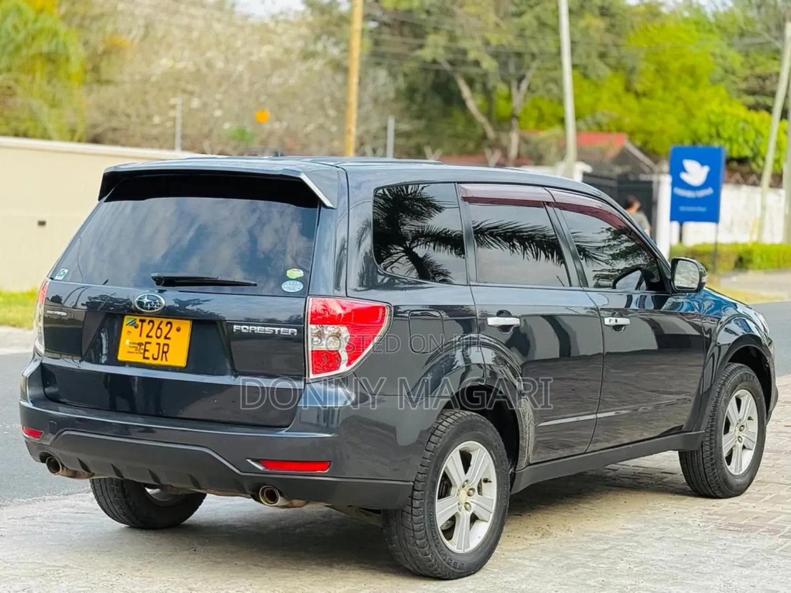 Subaru Forester 2011 Black