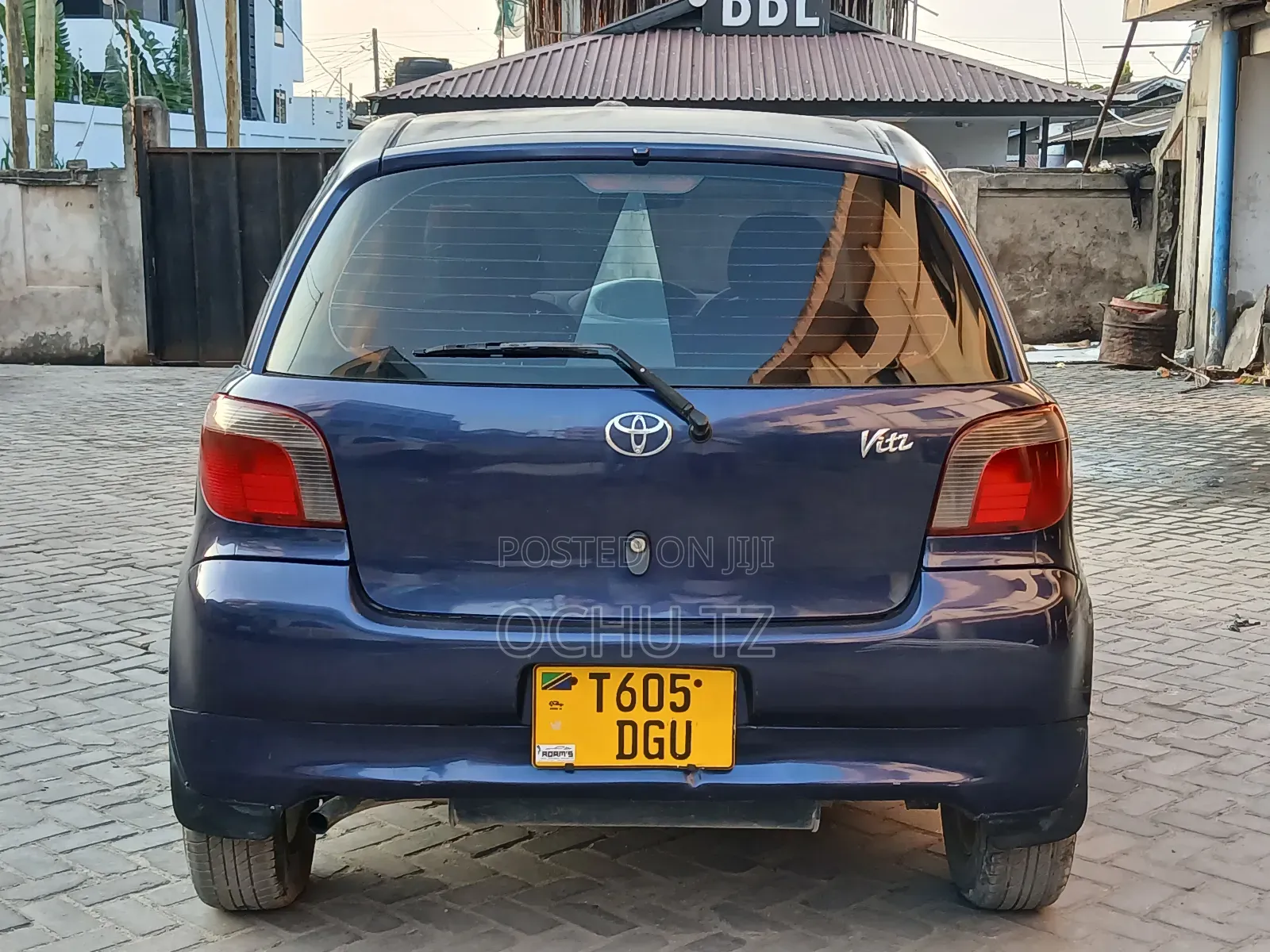 Toyota Vitz 2002 Blue