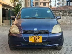 Toyota Vitz 2002 Blue
