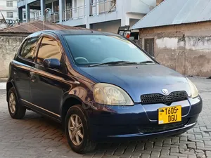 Toyota Vitz 2002 Blue