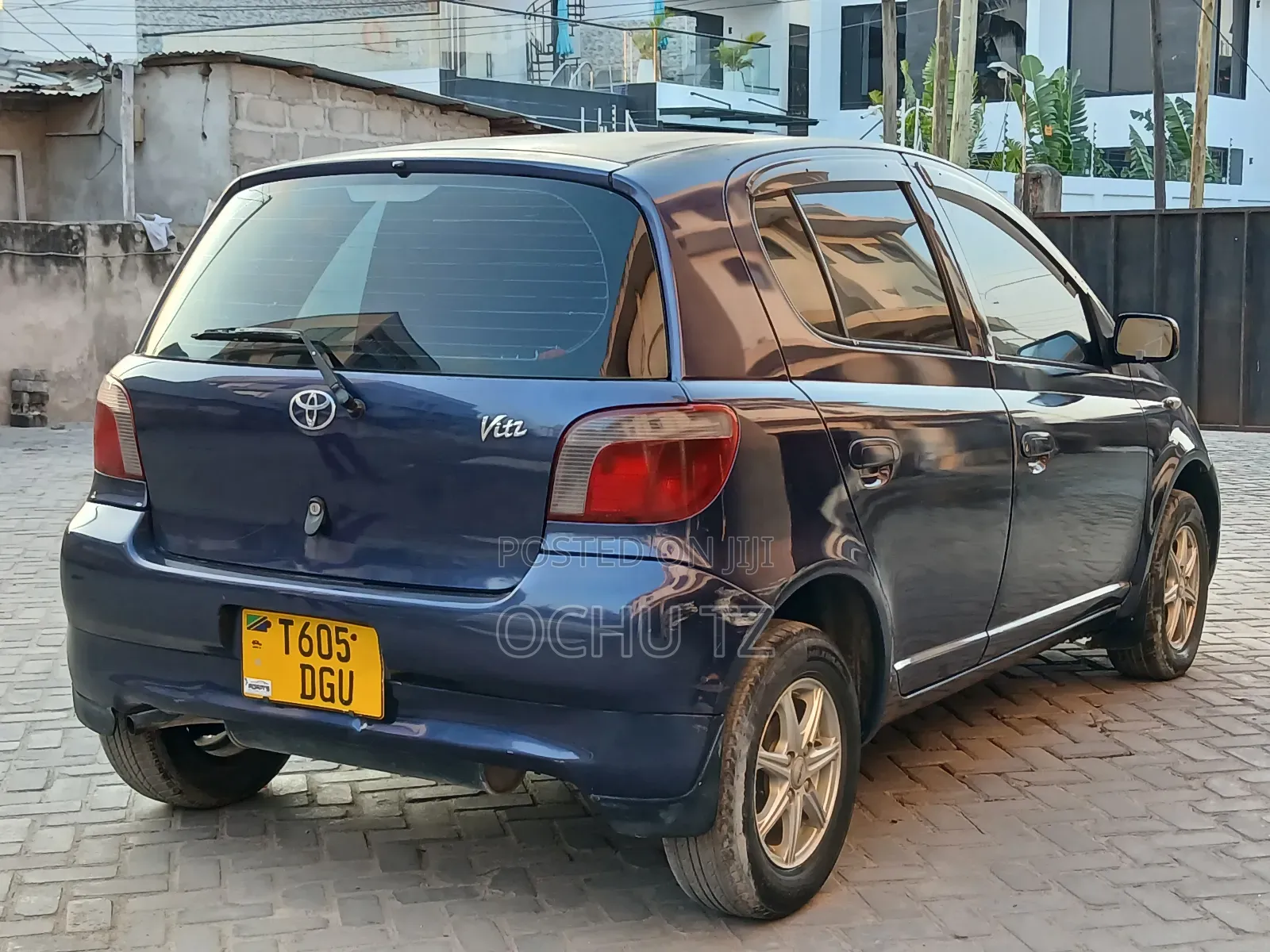 Toyota Vitz 2002 Blue