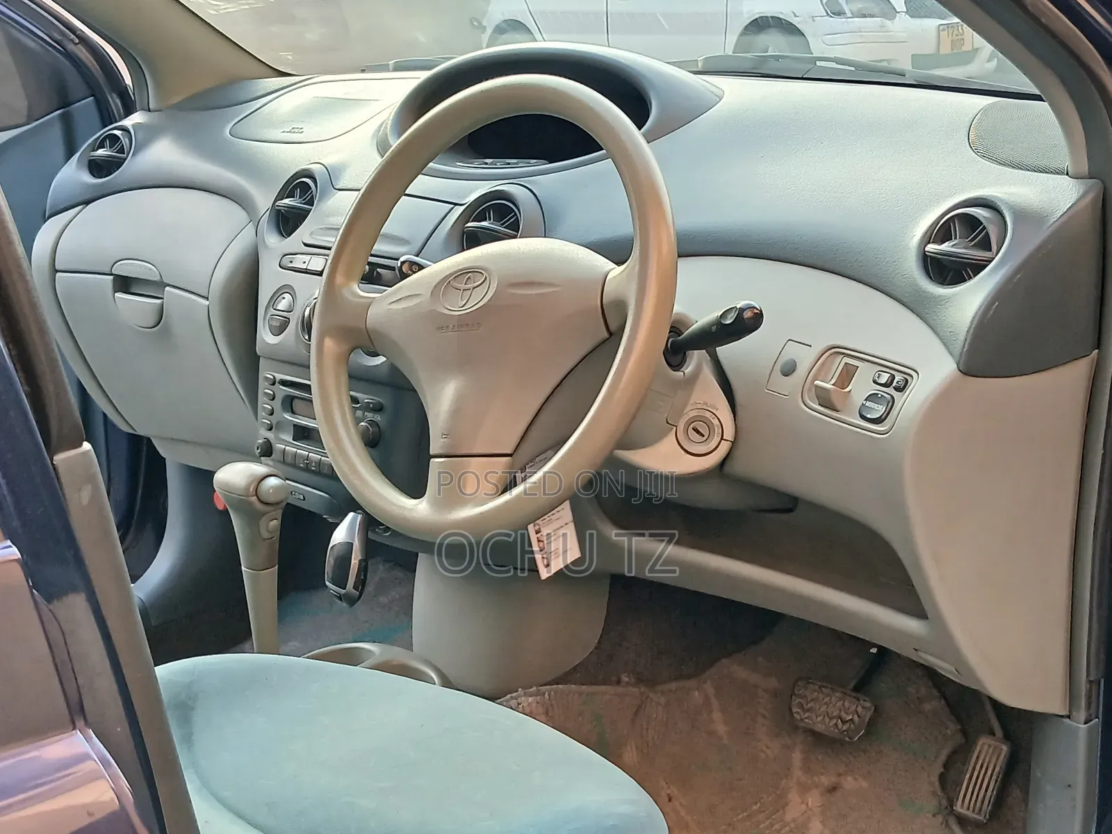 Toyota Vitz 2002 Blue