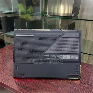Laptop Asus ROG Strix G17 16GB AMD Ryzen 9 SSD 1T