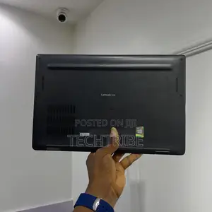 Laptop Dell Latitude 7420 16GB Intel Core I7 HDD 512GB