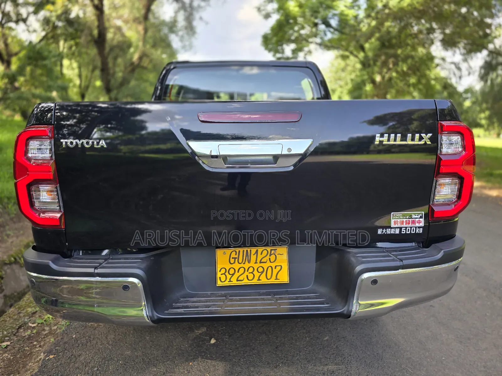 Toyota Hilux 2021 Black