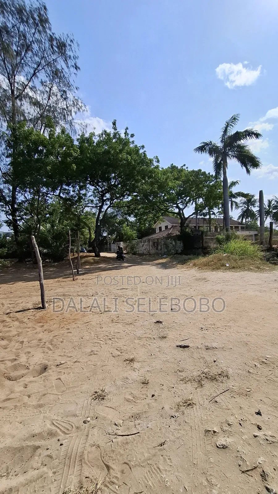 Beach House With Plot 2gether Overlooking Sea