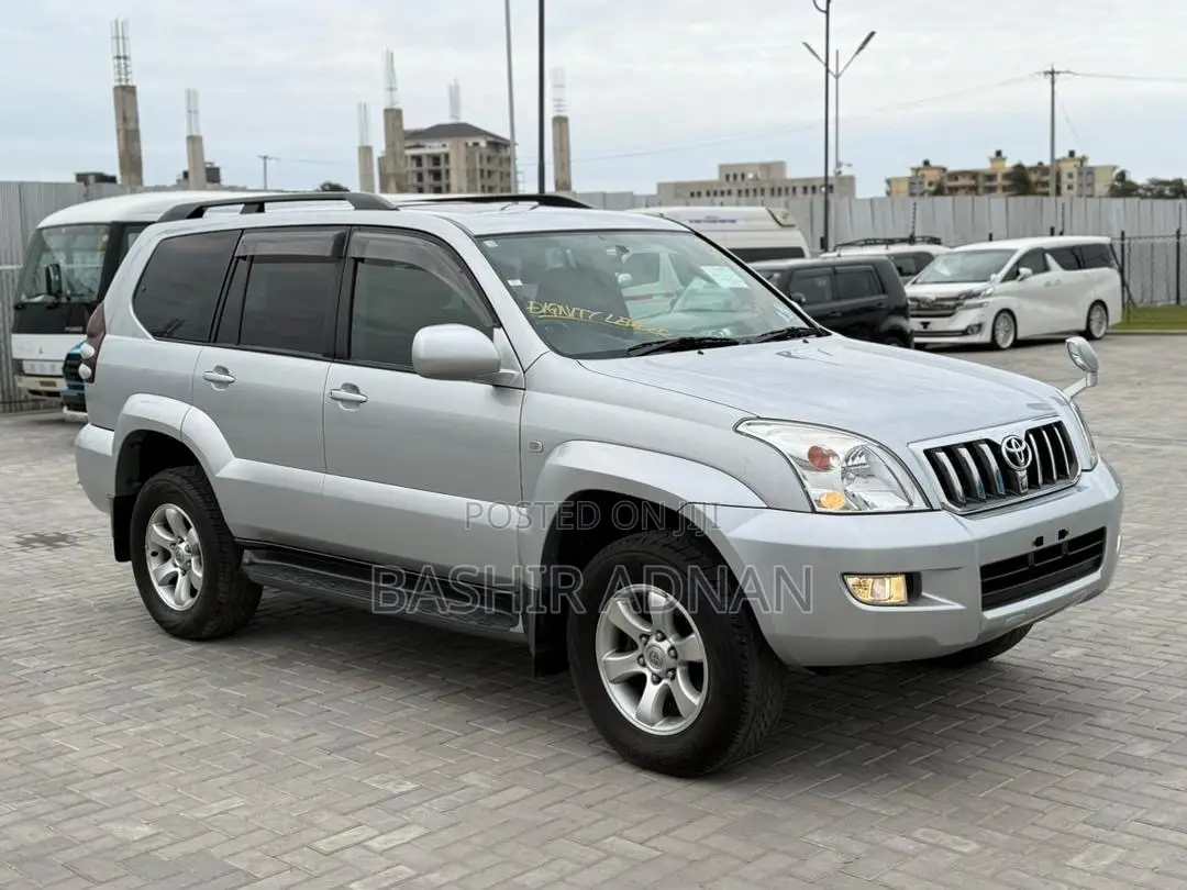 Toyota Land Cruiser Prado 3.4 5dr 2005 Silver