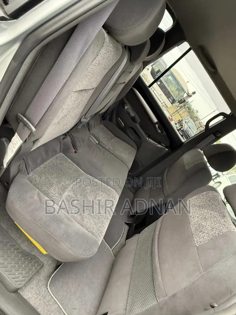 Toyota Land Cruiser Prado 3.4 5dr 2005 Silver