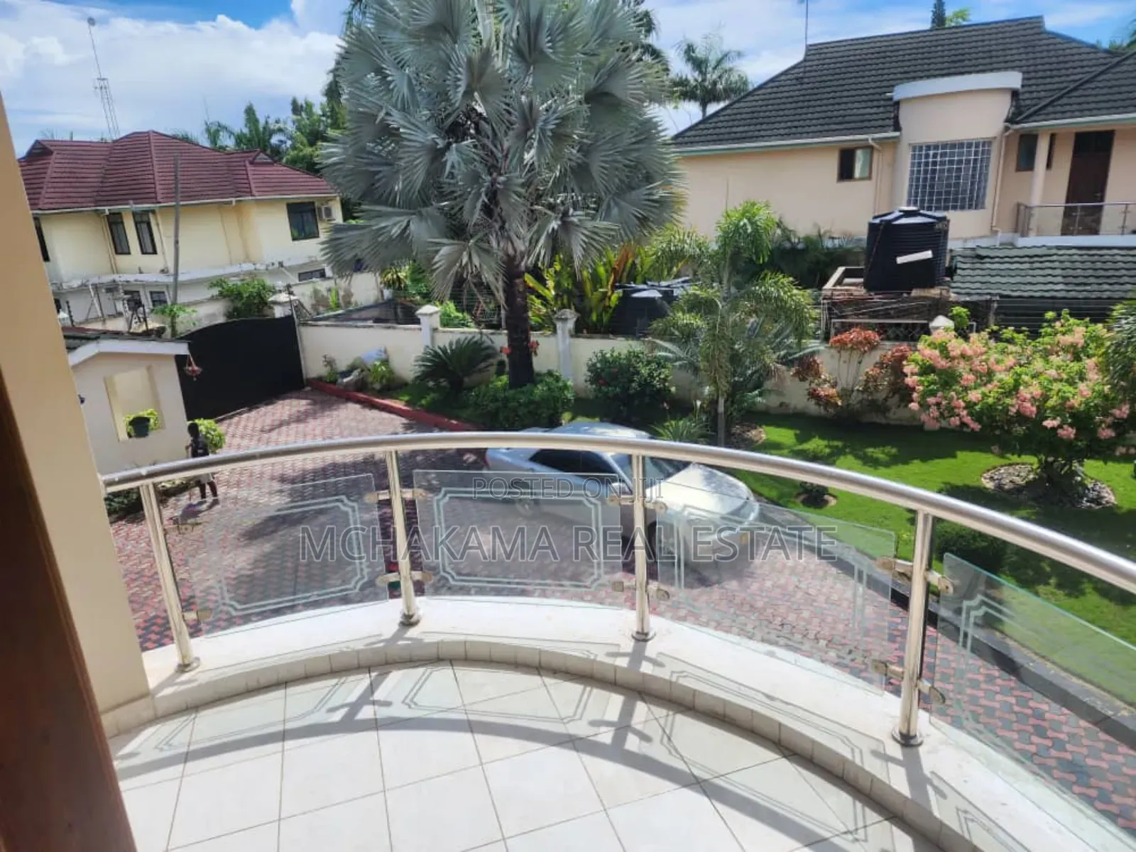 8bdrm Block of Flats in Yusuph Mchakama, Mbezi Beach for sale