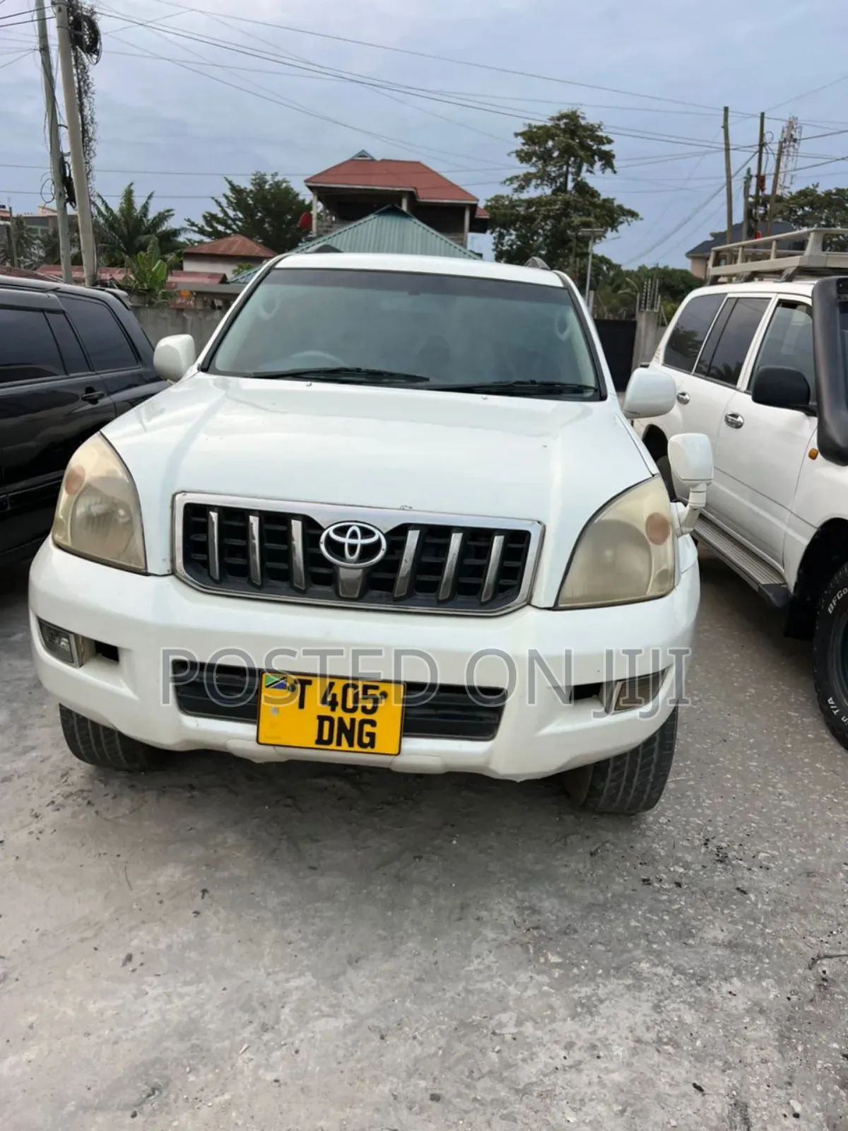 Toyota Land Cruiser 2005 White