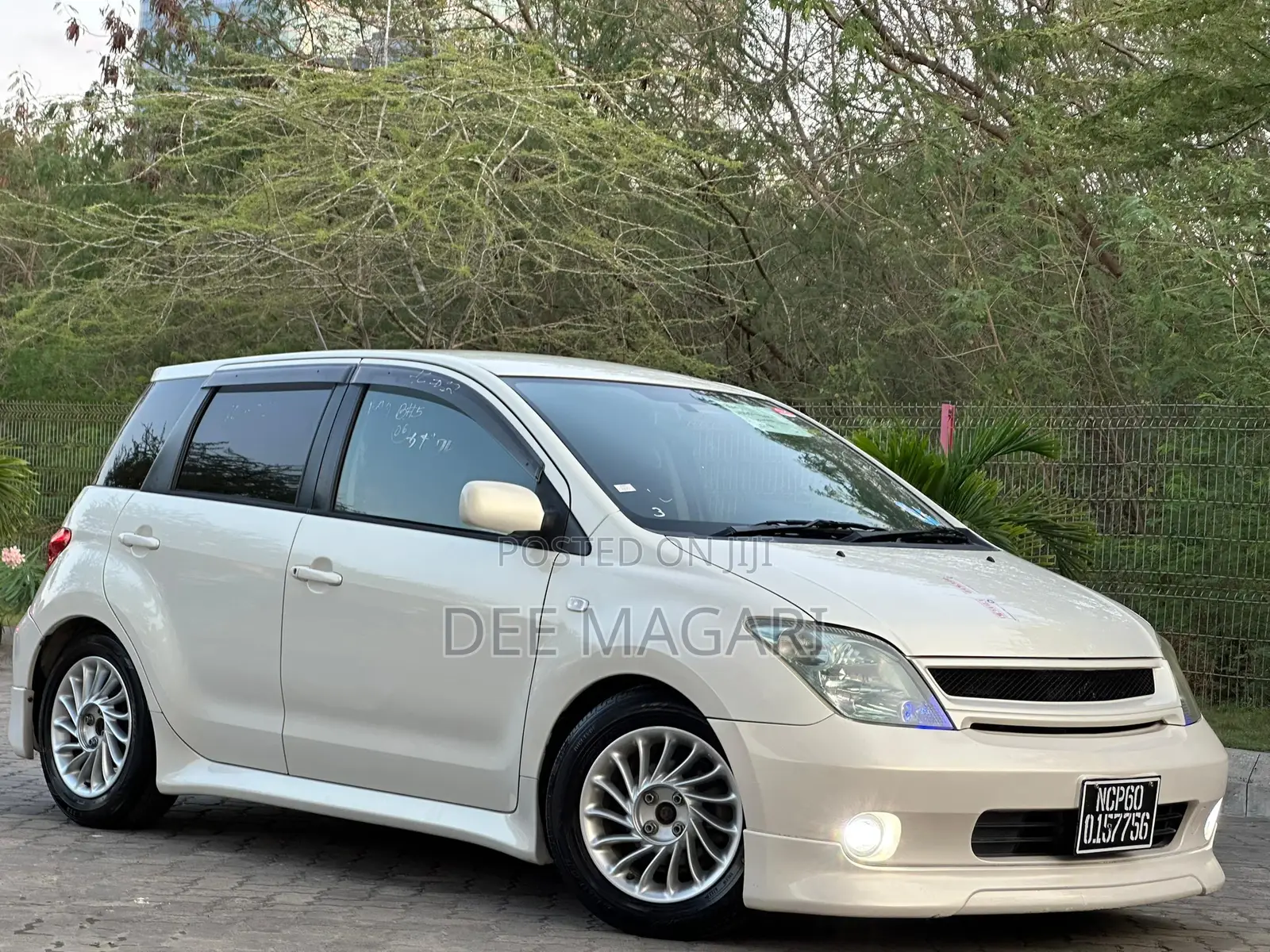 Toyota IST 2005 White
