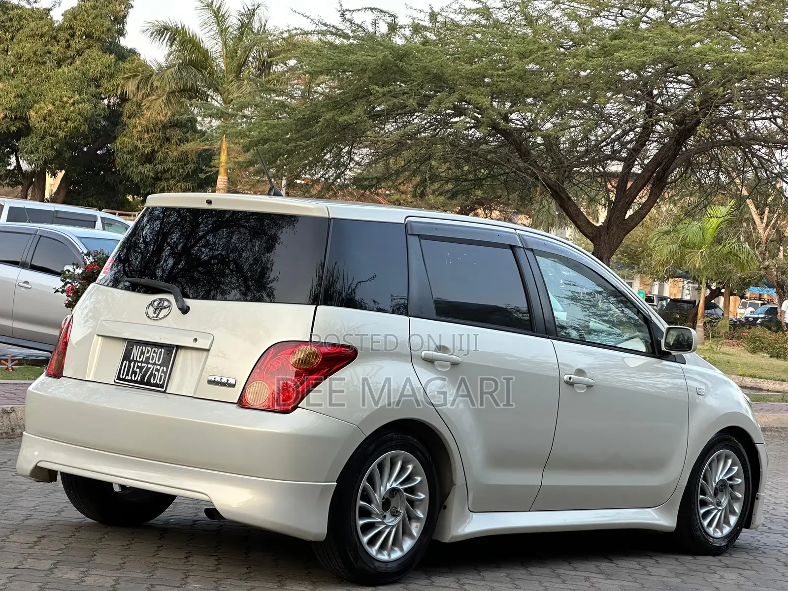 Toyota IST 2005 White