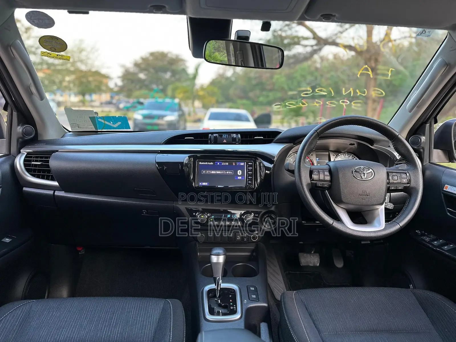 Toyota Hilux 2021 Green