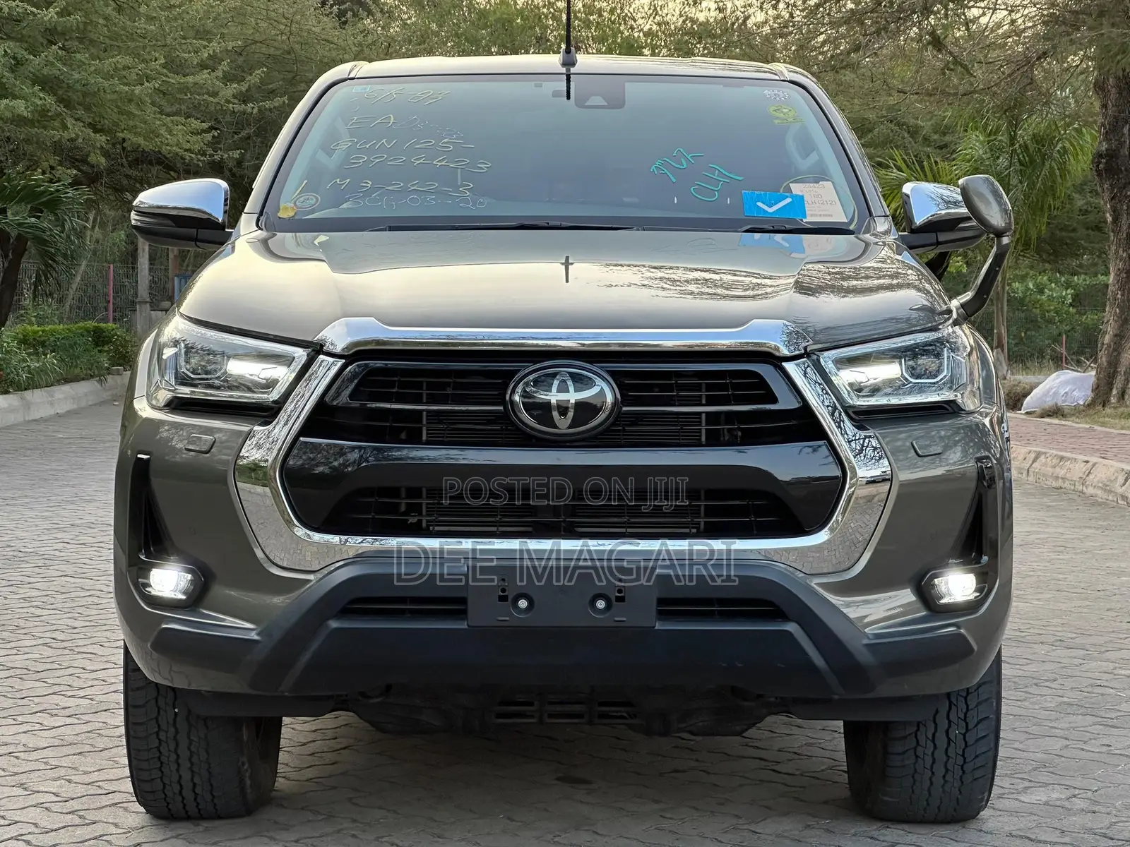 Toyota Hilux 2021 Green