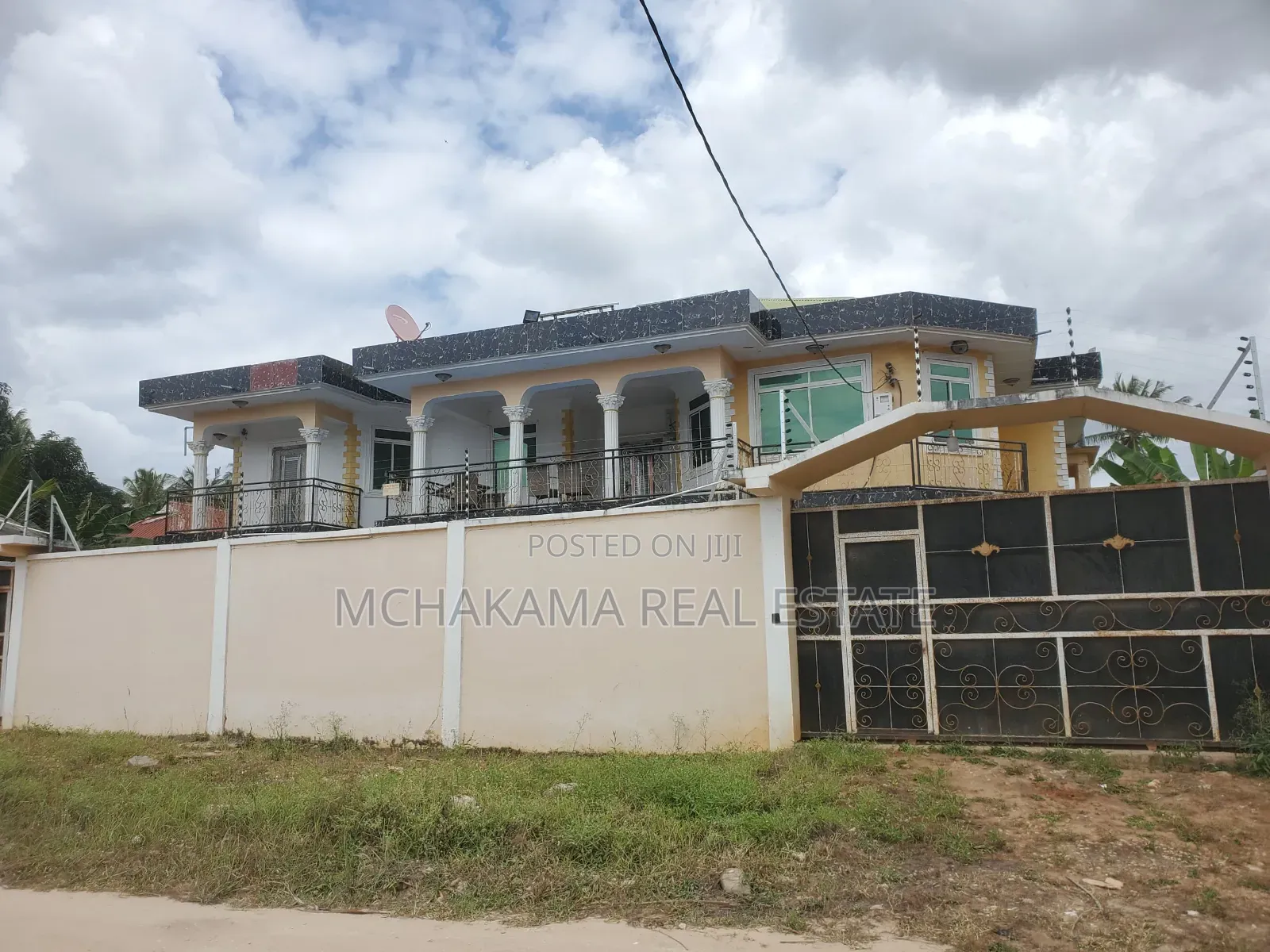 4bdrm Block of Flats in Yusuph Mchakama, Kigamboni for sale
